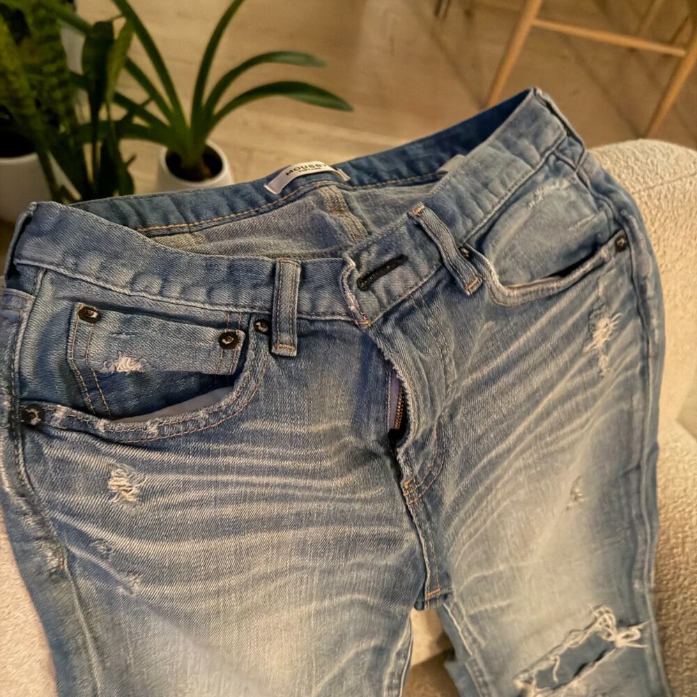 Jeans - Picture 2 of 3